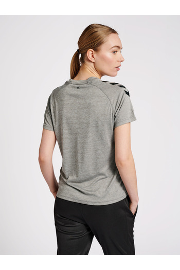 hummel hmlCORE XK CORE POLY TİŞÖRT S/S KADIN