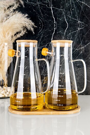 DNS HOME 2-Piece Bamboo Vacuum Lid and Stand Borosilicate Glass Oil Vinegar Masterchef Oil Pot Set 900 ml