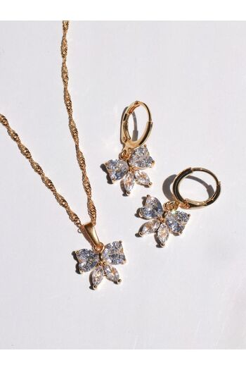 Reorah Collection Zircon Stone Detailed Bow and Earring Necklace Set