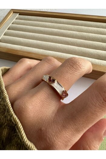 ringbox Krem Sedefli Çok Renkli Kalp Yüzük