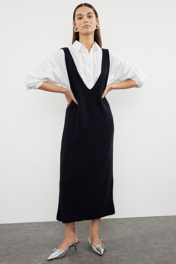 Trendyol Collection Sötétkék Maxi V nyakú Gilet kötött ruha TWOAW24EL00011
