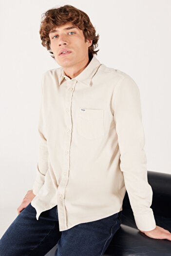 WRANGLER Regular Fit Regular Cut 100% Cotton Velvet Off White Long Sleeve Shirt