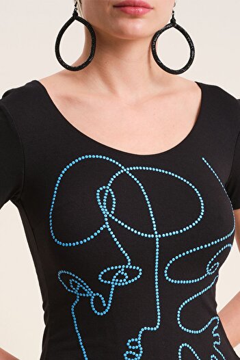 VERDA Elegant Dress with Embroidery Detail