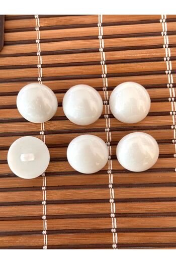 ODDA TASARIM ATÖLYESİ Bright White 6-Piece Pearl Button Set - Half Ball Model, Pearlescent and Bottom Feet (36 sizes-plastic)