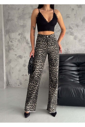 efstyle Lycra Palazzo Denim Trousers with Leopard Print