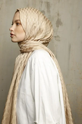 VALORSCARF LATTE QOZA PATTERN SILKY JACQUARD SHAL