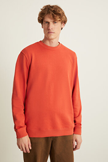 GRIMELANGE Natas Men's Regular Fit 3 Thread Raised Round Collar Label Detailed Brick Color Sweatshirt