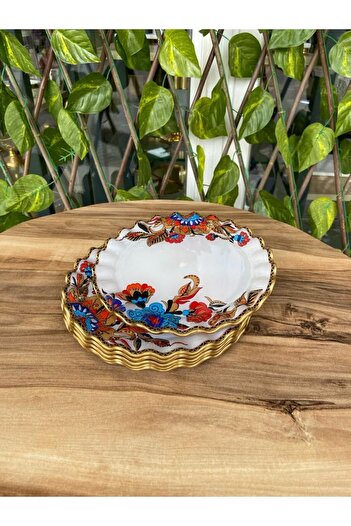 GÜRCÜGLASS Beyaz çiçek model altın 6 prç pasta tabağı.