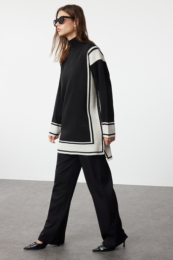 Trendyol Modest Black Relaxed Fit Knitwear Striped Tunic-Pants Top and Bottom Set TCTAW24US00057