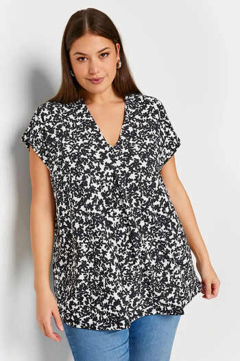Stil Diva V-Neck Floral Print Plus Size Blouse - Short Sleeve321704