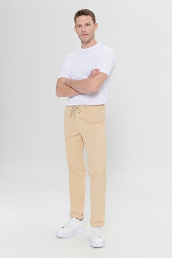 AC&Co / Altınyıldız Classics Erkek Bej Pamuklu Comfort Fit Rahat Kesim Yan Cepli Pantolon