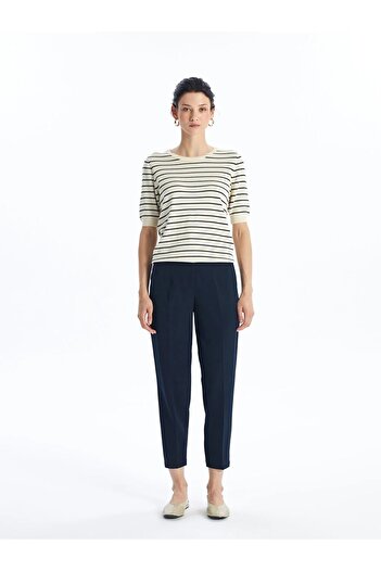LC Waikiki LCWAIKIKI Classic - Women's Standard Fit Straight Trousers