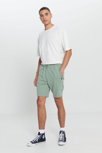 AC&Co / Altınyıldız Classics Green Men's Shorts - Standard Fit, Elastic Waist, Pocket, Relaxed Fit