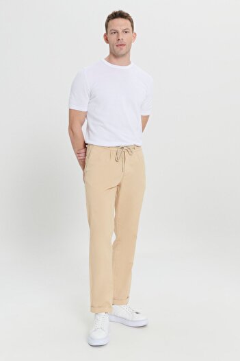 AC&Co / Altınyıldız Classics Erkek Bej Pamuklu Comfort Fit Rahat Kesim Yan Cepli Pantolon