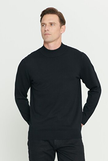 ALTINYILDIZ CLASSICS Ανδρικό μαύρο πουλόβερ με μισό ζιβάγκο - Standard Fit