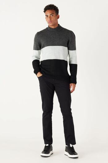 AC&Co / Altınyıldız Classics Men's Anthracite-black Standard Fit Half Turtleneck Ruffled Soft Textured Knitwear Sweater