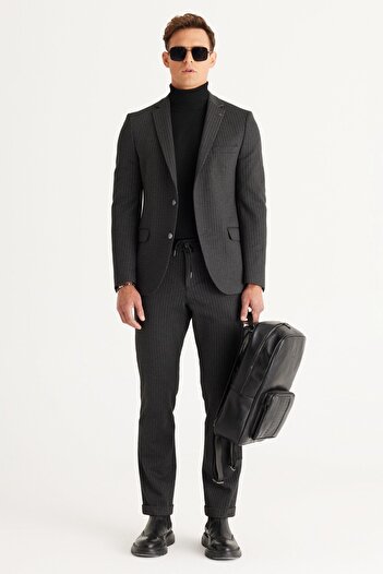 ALTINYILDIZ CLASSICS Men's Black Standard Fit Regular Cut Full Turtleneck Knitwear Sweater