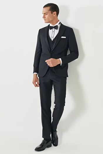 ALTINYILDIZ CLASSICS Men's Navy Blue Slim Fit Slim Fit Swallow Collar Patterned Vest Tuxedo Suit