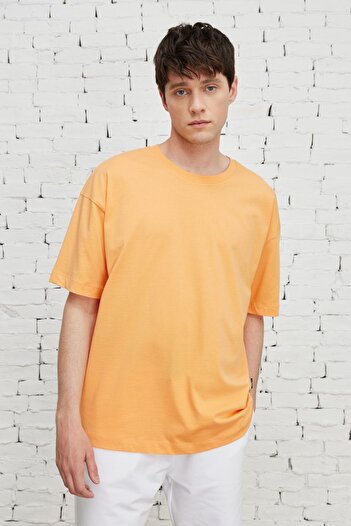 AC&Co / Altınyıldız Classics Men's Melon Ici Oversize Loose Cut Crew Neck 100% Cotton T-Shirt