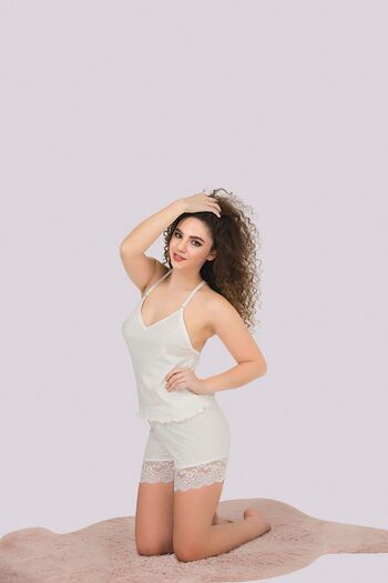 MyBen Women's Ecru Colored Lace Detailed Pajama Set with Strappy Shorts 326