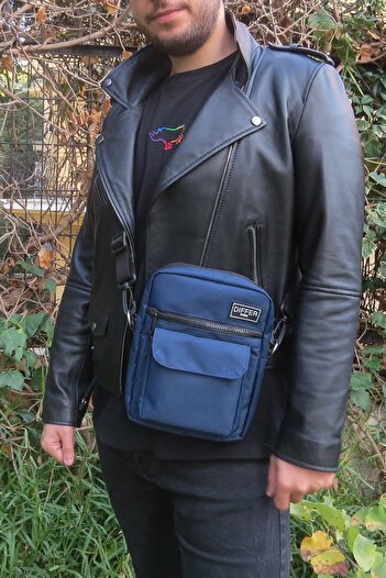 Differ Studio Navy Blue Shoulder/Crossbody Bag