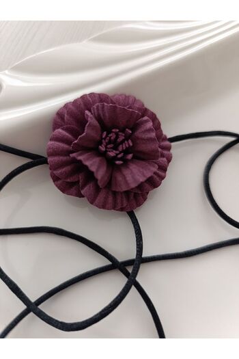 MutluBiDünya Vintage Bağcıklı Minimal Çiçek Choker Kolye İpli Çiçek Choker Kolye