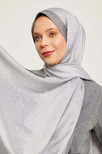 Levidor Silver Ring Pattern Monogram Shawl