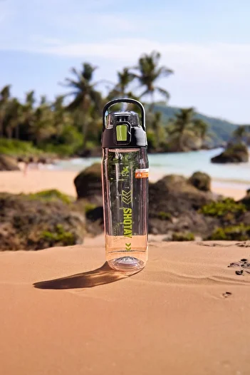 YDGR 750 ml Stylish Finger Strap Shaker for Athletes - Smoothie Flask and Water Bottle