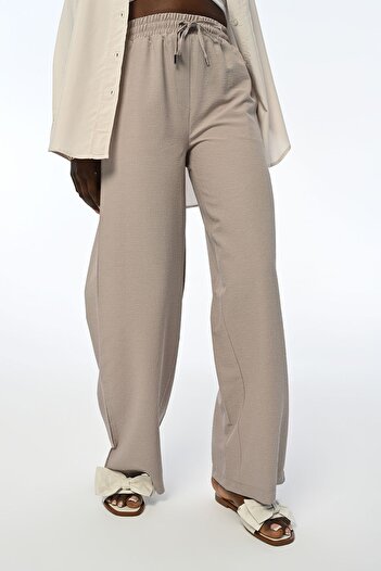 Orfeo Negro Women's Comfortable Fit - Wide Leg and Elastic Waist Trousers