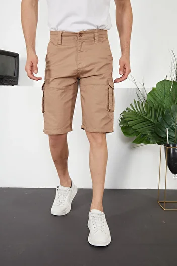 SEELENGLANZ Men's Shorts - Cargo Pocket Detailed