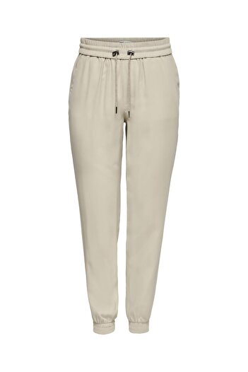 ONLY Klassische Hose Onlkelda-Emery Mittlere Taille Normal geschnittener Schlauch