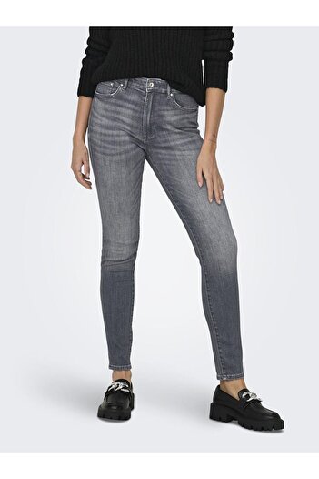 ONLY Skinny Jeans von Onliconic. Hohe Taille. Skinny Fit Jeans
