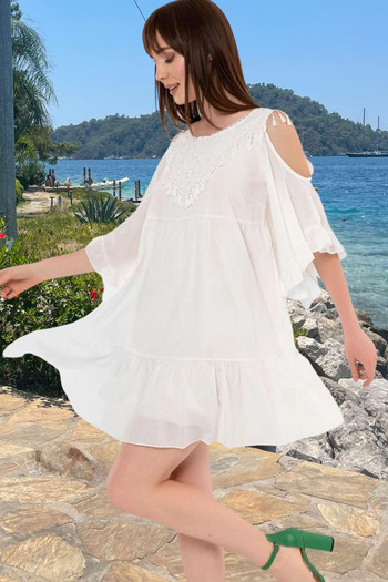 Laranor Block Patterned White Dress - Guipure Detailed Shoulder Vuali