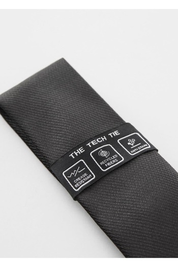 MANGO Man Anti-Wrinkle Molded Tie