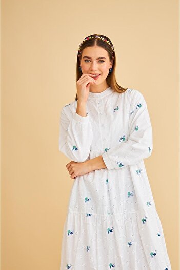 Basicpark Guıpure Nakışlı Ve Düğmeli Brode Oversize Yeşil Elbise