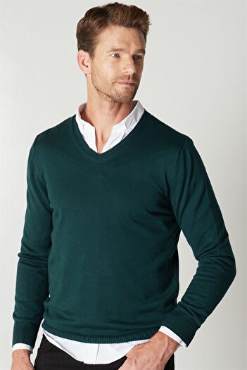 Tudors Green V-Neck Cotton Men's Knitwear Sweater