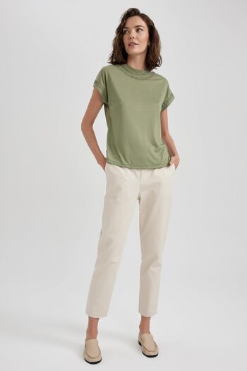 DeFacto Short Sleeve Crew Neck T-Shirt - X8746az23sp