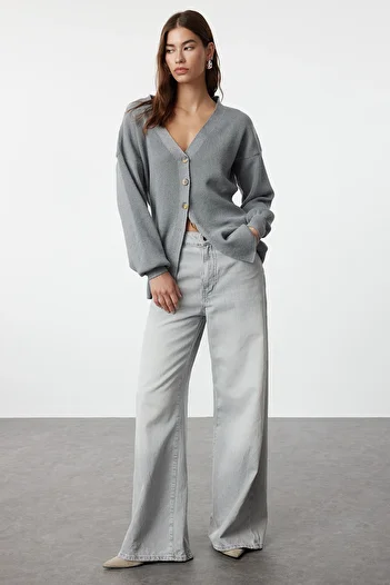 Trendyol Collection Gray V-Neck Knitwear Cardigan - TWOAW25HI00107