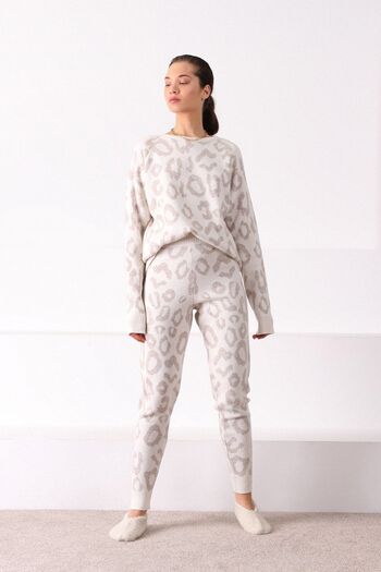 Ferraro Women's Leopard Print Crew Neck Cashmere Women's Knitwear Sweater