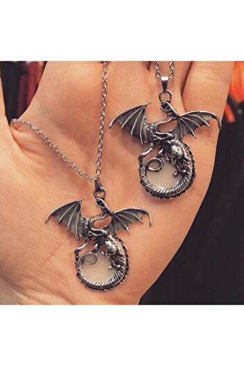 AlpCollection Game of Thrones Phosphorescent Dragon Glowing in the Dark Metal Necklace