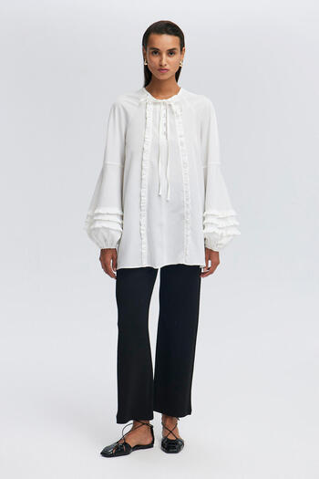 Touché Privé Tunic - Ruffle Detailed