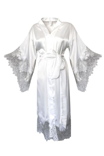 Mita Concept FRENCH LACE BAT ARM SATIN KIMONO