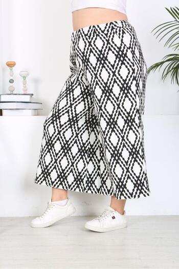 EMEZ White Diamond Patterned Skirt Trousers