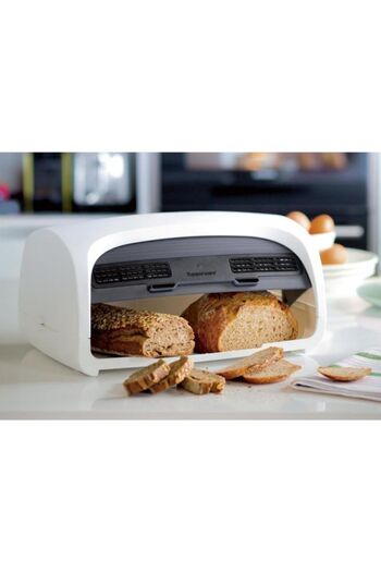 Tupperware Bread World Bread Bowl with Lid