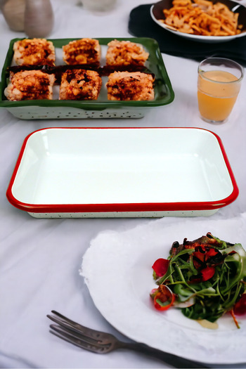 İnci Emaye No. 28 Enamel - Quadrangular Plate Appetizer Breakfast Camping Picnic