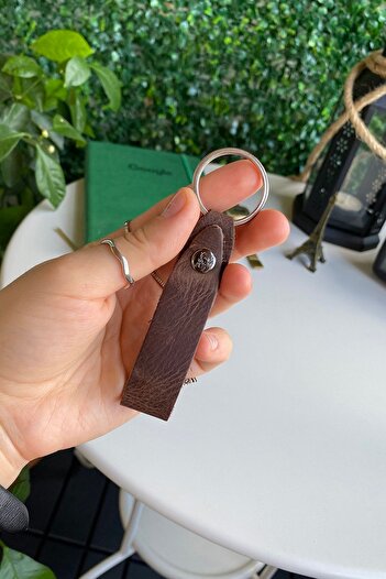 Modica Mesa - Genuine Leather Brown Keychain with Openable Snap Design