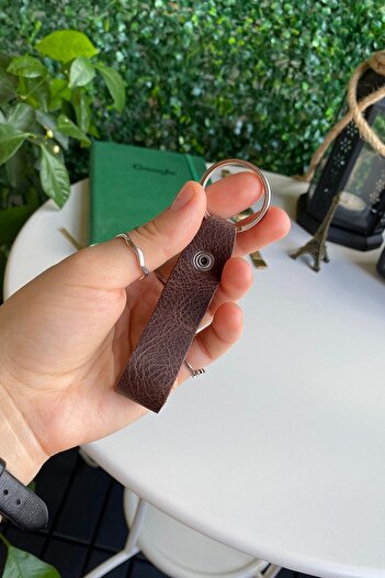 Modica Mesa - Genuine Leather Brown Keychain with Openable Snap Design