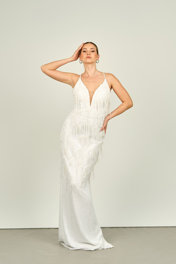 ÖMÜR INN Ömür Inn White Fish Form Evening Dress - Deep V-Neck and Back Detail 2452