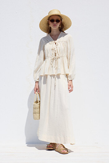 Manuka Ecru Colored Wide Cut Muslin Skirt