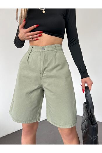 LB Laluna Butik Women's Pleated Bermuda Shorts Loose Cut